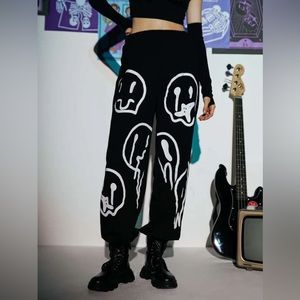 Black graphic elastic sweatpants